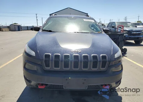 2015 Jeep Cherokee Trailhawk из США, поврежденный, VIN 1C4PJMBS8FW777548